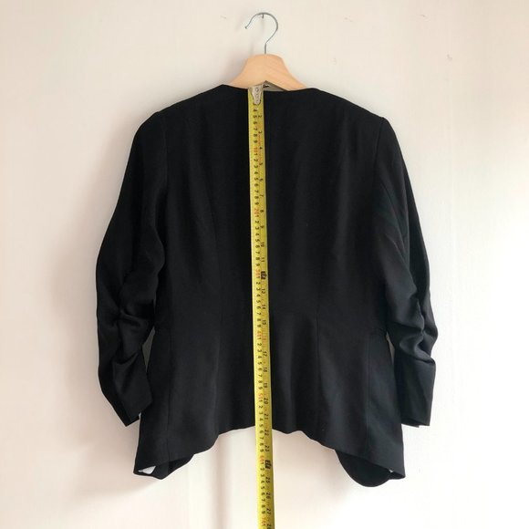 H&M Fitted 3/4 Sleeve Semi Cropped Blazer - Picture 4 of 4